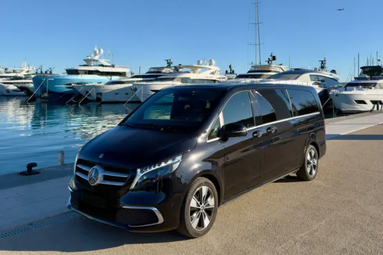 Private car service in Nice with comfortable sedans and vans